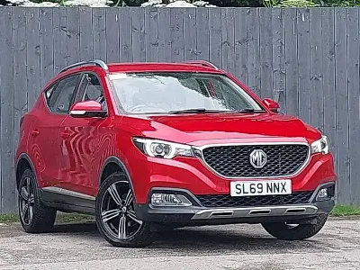 Used MG ZS Exclusive 106 HP (77 kW) 2019 Red SUV