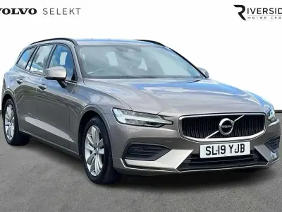 Used Volvo V60 Momentum 150 HP (110 kW) 2019 Pebble grey Estate