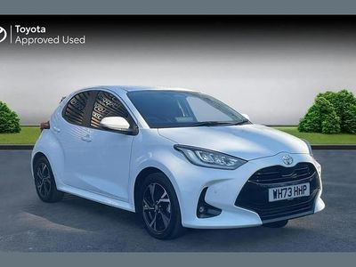 Used Toyota Yaris Hybrid Design 116 HP (85 kW) 2024 Pure white Hatchback