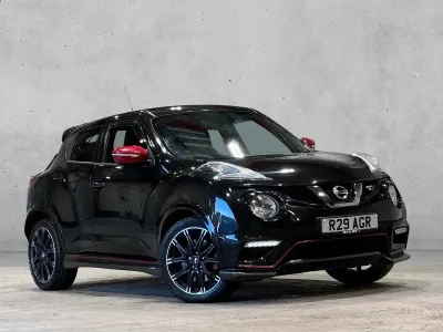 Usado Nissan Juke Nismo RS 218 HP (160 kW) 2015 Preto SUV