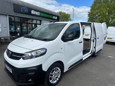 Used Vauxhall Vivaro 100 HP (73 kW) 2020 White MPV