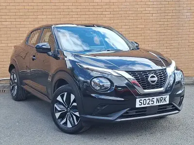 Gebraucht Nissan Juke Acenta Premium 114 PS (83 kW) 2025 Schwarz SUV
