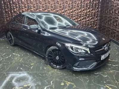 Usado Mercedes CLA220 AMG line 2018 Preto Sedan