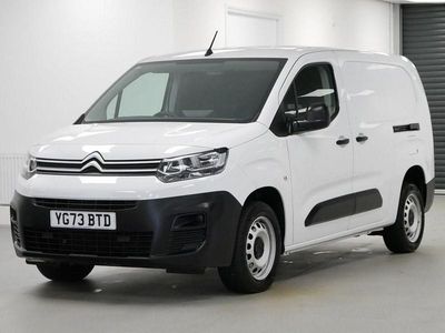 Used Citroën Berlingo 100 HP (73 kW) 2024 White MPV