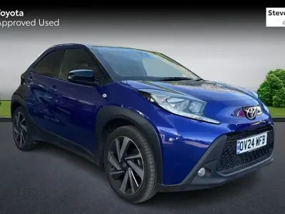 Used Toyota Aygo X 72 HP (52 kW) 2024 Blue SUV