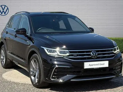 Used VW Tiguan R-line Edition 150 HP (110 kW) 2023 Deep black pearlescent SUV