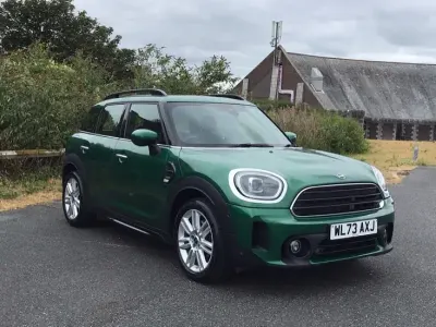 Used Mini Cooper Countryman Exclusive 134 HP (98 kW) 2023 Green SUV