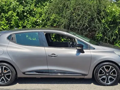 Used Renault Clio Dynamique 90 HP (66 kW) 2014 Grey Hatchback