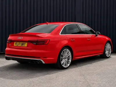 Used Audi S4 Design 354 HP (260 kW) 2017 Red Sedan