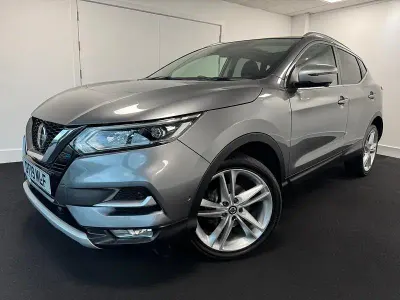 Begagnad Nissan Qashqai N-Motion 140 HK (102 kW) 2019 Grå SUV