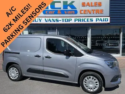 Used Vauxhall Combo Sportive 100 HP (73 kW) 2020 Grey MPV