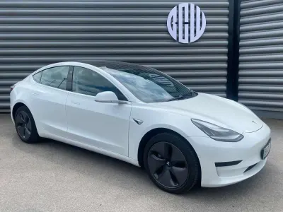Used Tesla Model 3 Standard Range 366 kW (498 HP) 2020 White Sedan