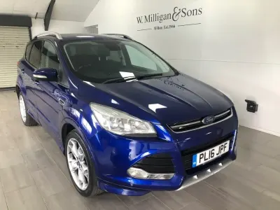 Usado Ford Kuga Sport 150 HP (110 kW) 2016 Azul SUV