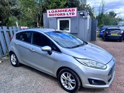 Used Ford Fiesta Zetec 82 HP (60 kW) 2016 Silver Hatchback