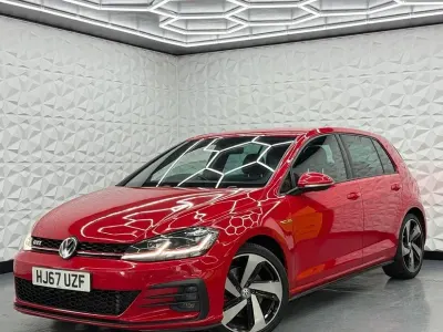Used VW Golf VII GTI 230 HP (169 kW) 2017 Red Hatchback