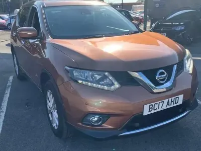 Used Nissan X-Trail Acenta 2017 Orange SUV