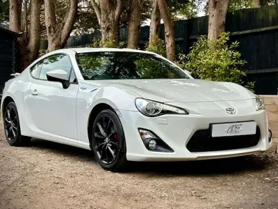 Used Toyota GT86 GT 200 HP (147 kW) 2016 White Coupe