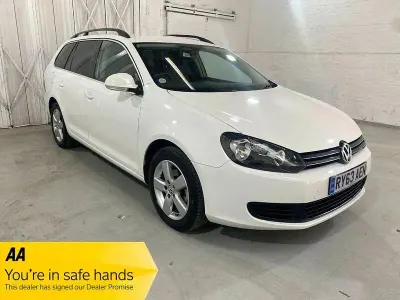 Used VW Golf VIII S 105 HP (77 kW) 2026 White Estate