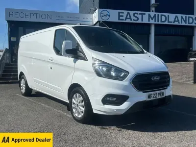 Used Ford Transit Custom Limited 130 HP (95 kW) 2022 White Van