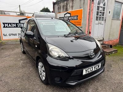 Used Toyota Aygo 68 HP (50 kW) 2013 Black Hatchback