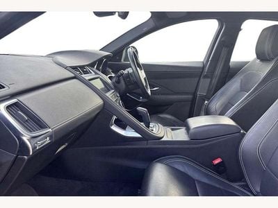 Używany Jaguar E-Pace R-Dynamic 180 KM (132 kW) 2019 Szary SUV