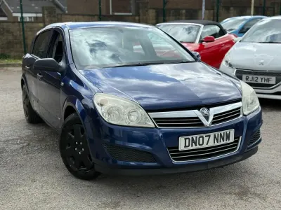 Used Vauxhall Astra 2007 Blue Hatchback