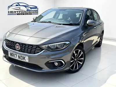 Used Fiat Tipo Lounge 95 HP (69 kW) 2017 Grey Hatchback