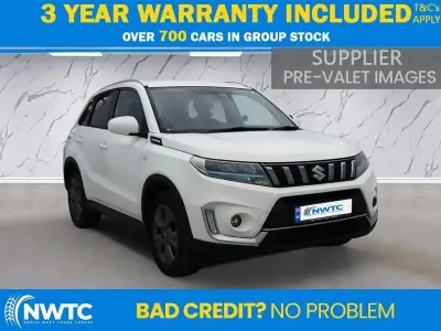 Używany Suzuki Vitara SZ-T 129 KM (94 kW) 2021 Biały SUV