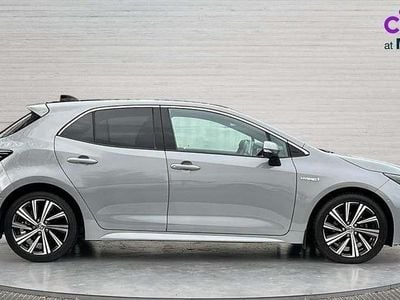 Used Toyota Corolla Design 120 HP (88 kW) 2021 Grey Hatchback