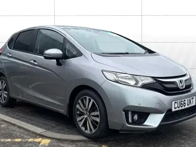 Begagnad Honda Jazz EX 102 HK (75 kW) 2016 Silver Halvkombi