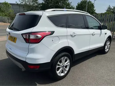 Used Ford Kuga Titanium 150 HP (110 kW) 2017 White SUV