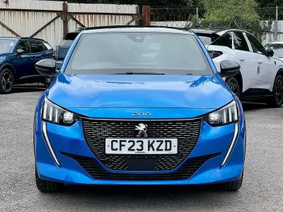 Used Peugeot 208 GT 99 HP (72 kW) 2023 Blue Hatchback