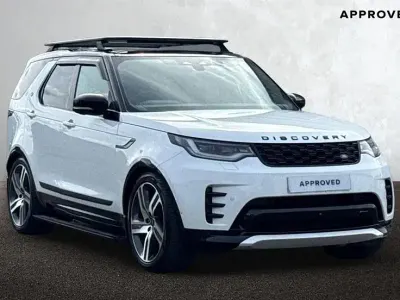 Usado Land Rover Discovery 5 HSE Dynamic 300 HP (220 kW) 2023 Branco SUV