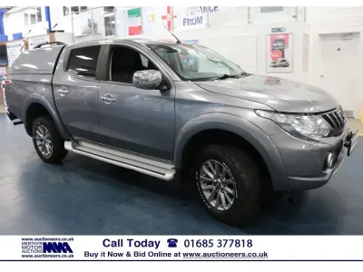 Used Mitsubishi L200 180 HP (132 kW) 2018 Grey Pickup