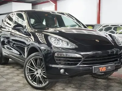 Usado Porsche Cayenne 245 HP (180 kW) 2012 Preto SUV