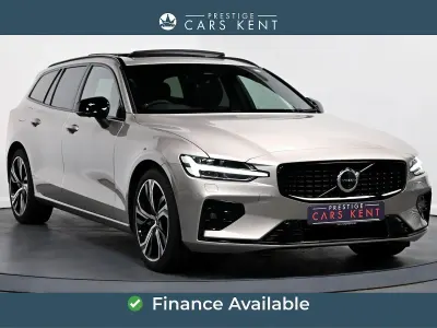 Used Volvo V60 Ultimate 2023 Gold Estate