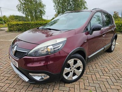 Red Used 2013 Renault Scénic III Bose Edition MPV | £5,295 (Fair price)
