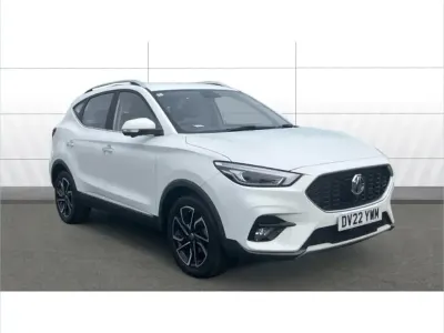Usado MG ZS Exclusive 111 CV (81 kW) 2022 Blanco SUV