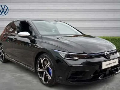 Używany VW Golf VIII R 333 KM (244 kW) 2026 Czarny Hatchback