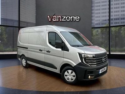 Nissan Interstar