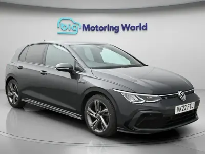 Używany VW Golf VIII R-line 150 KM (110 kW) 2022 Szary Hatchback