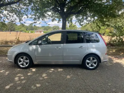 Used Ford C-MAX Zetec 115 HP (84 kW) 2010 Silver MPV