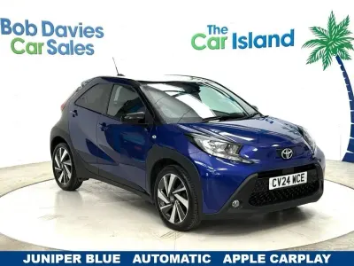 Usado Toyota Aygo X 72 HP (52 kW) 2024 Azul SUV