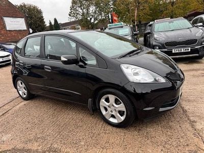 Begagnad Honda Jazz ES 100 HK (73 kW) 2009 Svart Halvkombi