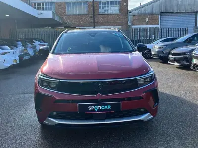 Gebraucht Vauxhall Grandland X Ultimate 136 PS (100 kW) 2024 Rot SUV