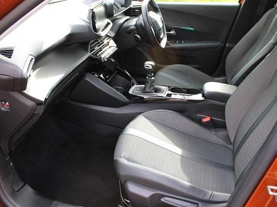 Used Peugeot 2008 Allure Premium 100 HP (73 kW) 2022 Orange SUV