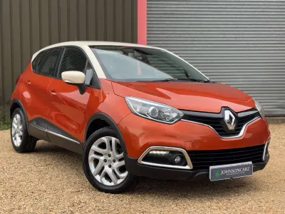 Gebraucht Renault Captur Dynamique 90 PS (66 kW) 2016 Orange SUV
