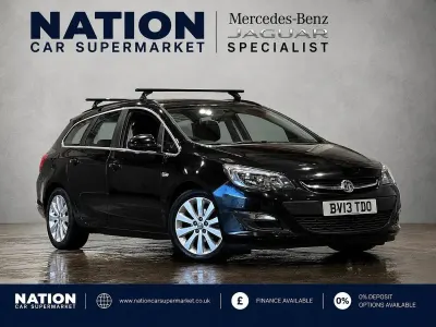 Used Vauxhall Astra 95 HP (69 kW) 2013 Black Estate