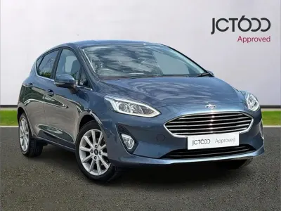 Used Ford Fiesta Titanium 99 HP (72 kW) 2018 Blue Hatchback