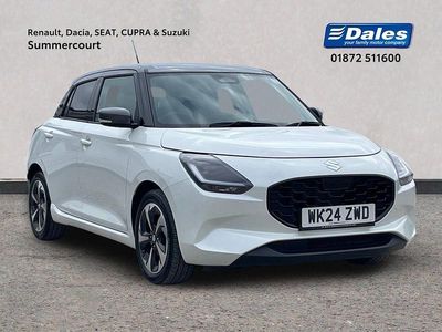 Used Suzuki Swift 2024 White Hatchback